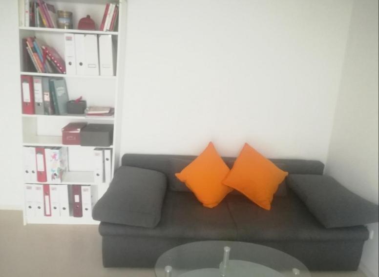 Helles Zimmer Mit Balkon Zwischen Uni Und Altstadt Ratisbona Exterior foto
